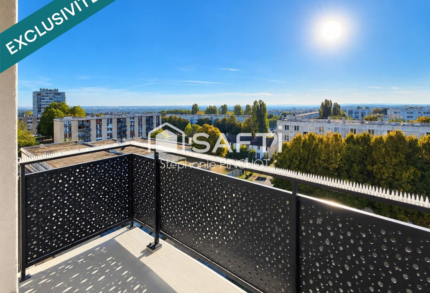 BEAUVAIS  Résidence Jeanne Hachette  F5 de 96 m² — photo 1