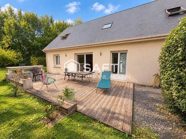 Maison 3 chambres avec vie de plain pied et garage — photo du bien