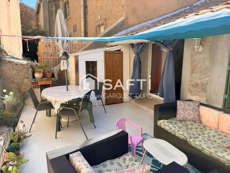 Immeuble avec local commercial et logement avec terrasse — photo 1