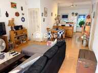 Immeuble avec local commercial et logement avec terrasse — photo 3