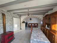 MAISON DE PLAIN-PIED AVEC DÉPENDANCE RÉNOVÉE, 3 GARAGES ET CUISINE D'ÉTÉ ! — photo 2