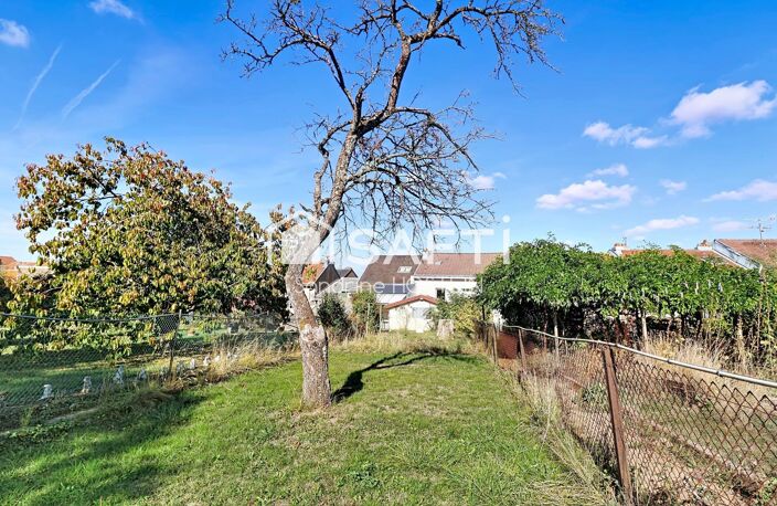Maison mitoyenne de 105m2hab avec 3 chambres et jardin. — photo 2