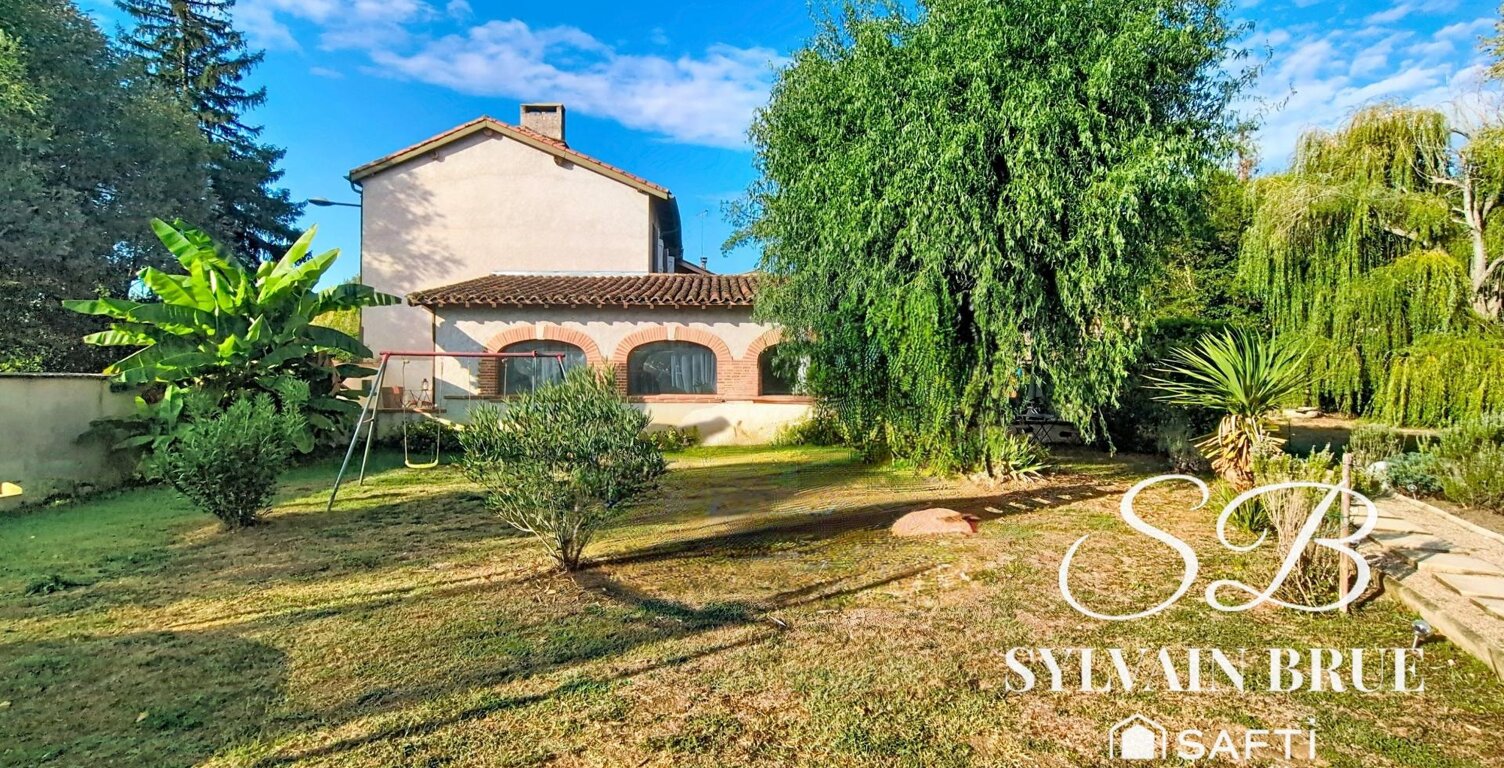 Maison lumineuse avec jardin clos, terrasse et carport — photo 1