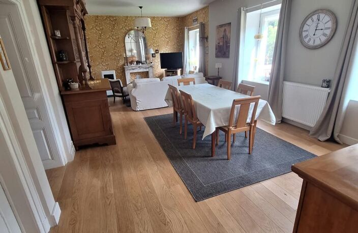 maison rénovée au calme au pied des montagnes — photo 2