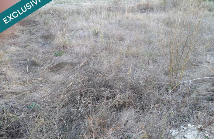 Terrain constructible viabilisé en Brenne. — photo 2