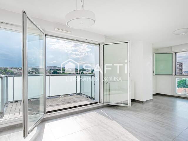 AGREABLE APPARTEMENT SANS VIS A VIS PROCHE TRAMWAY — photo du bien