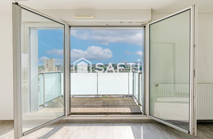 AGREABLE APPARTEMENT SANS VIS A VIS PROCHE TRAMWAY — photo 2