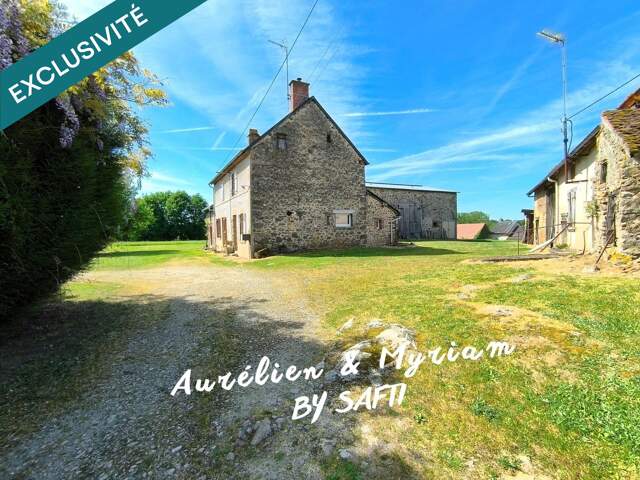 Fermette en pierre avec dépendances sur 5500m² — photo du bien