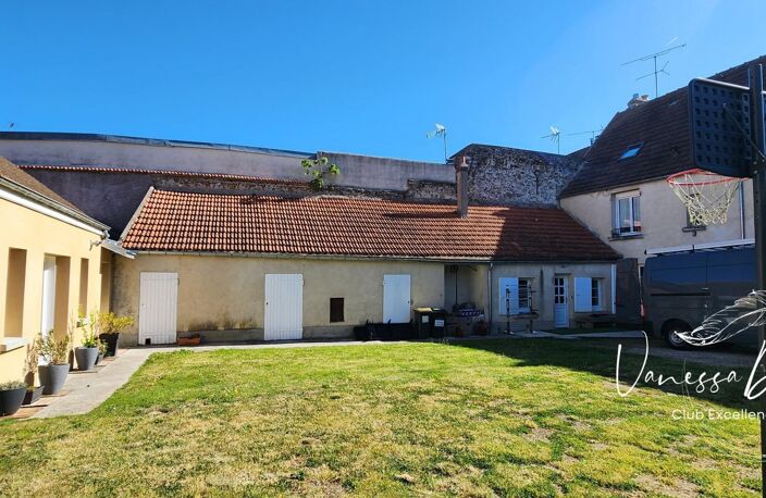 Immeuble de rapport rénové  6 appartements  Rentabilité attractive  Centre de Boissy-sous-Saint-Yon — photo 2