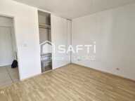 Au Calme , proche commerce , proche transport — photo 3
