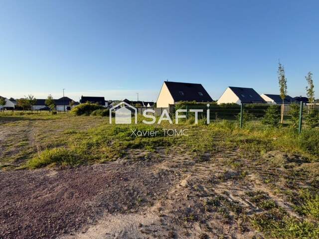 TERRAIN A BÂTIR — photo du bien