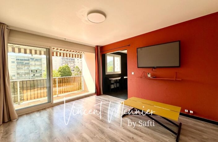 3 Chambres / Lumineux / Ascenseur / Parking — photo 5