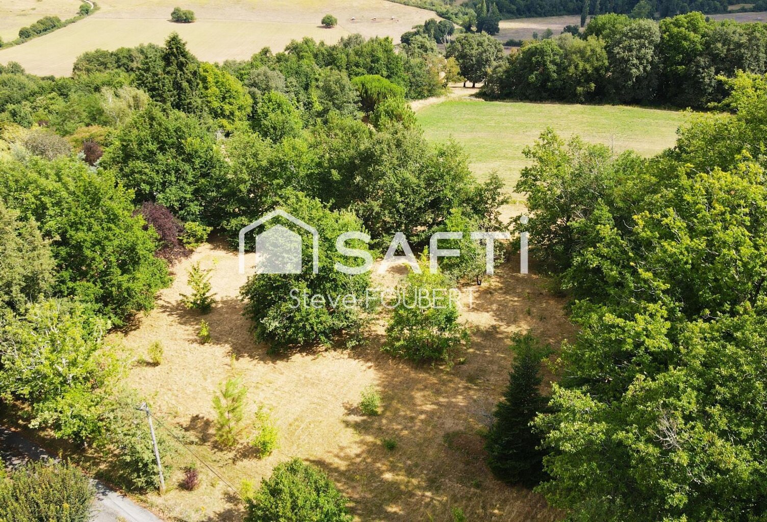 TERRAIN DE 1584m2 SUR LES HAUTEURS DE VERGT — photo 1