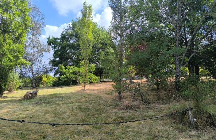 TERRAIN DE 1584m2 SUR LES HAUTEURS DE VERGT — photo 4