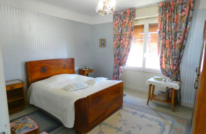 Aurillac maison 5 chambres plus T2 — photo 5