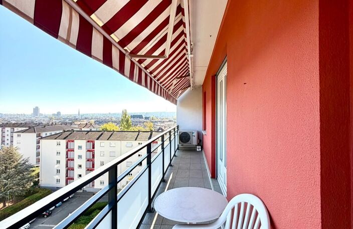 Vente appartement 4 pièces 85 m² Mulhouse (68200) — photo 2