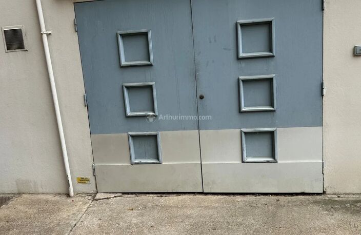 À louer – Garage fermé – Lyon 6ᵉ, face au Parc de la Tête d’Or — photo 3