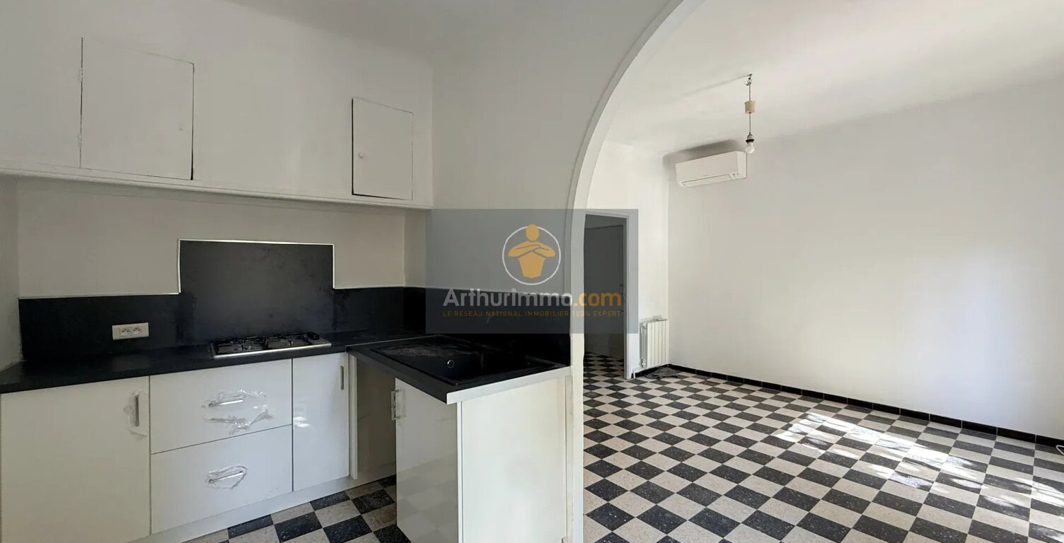 Appartement lumineux 2 chambres à louer à Apt — photo 1