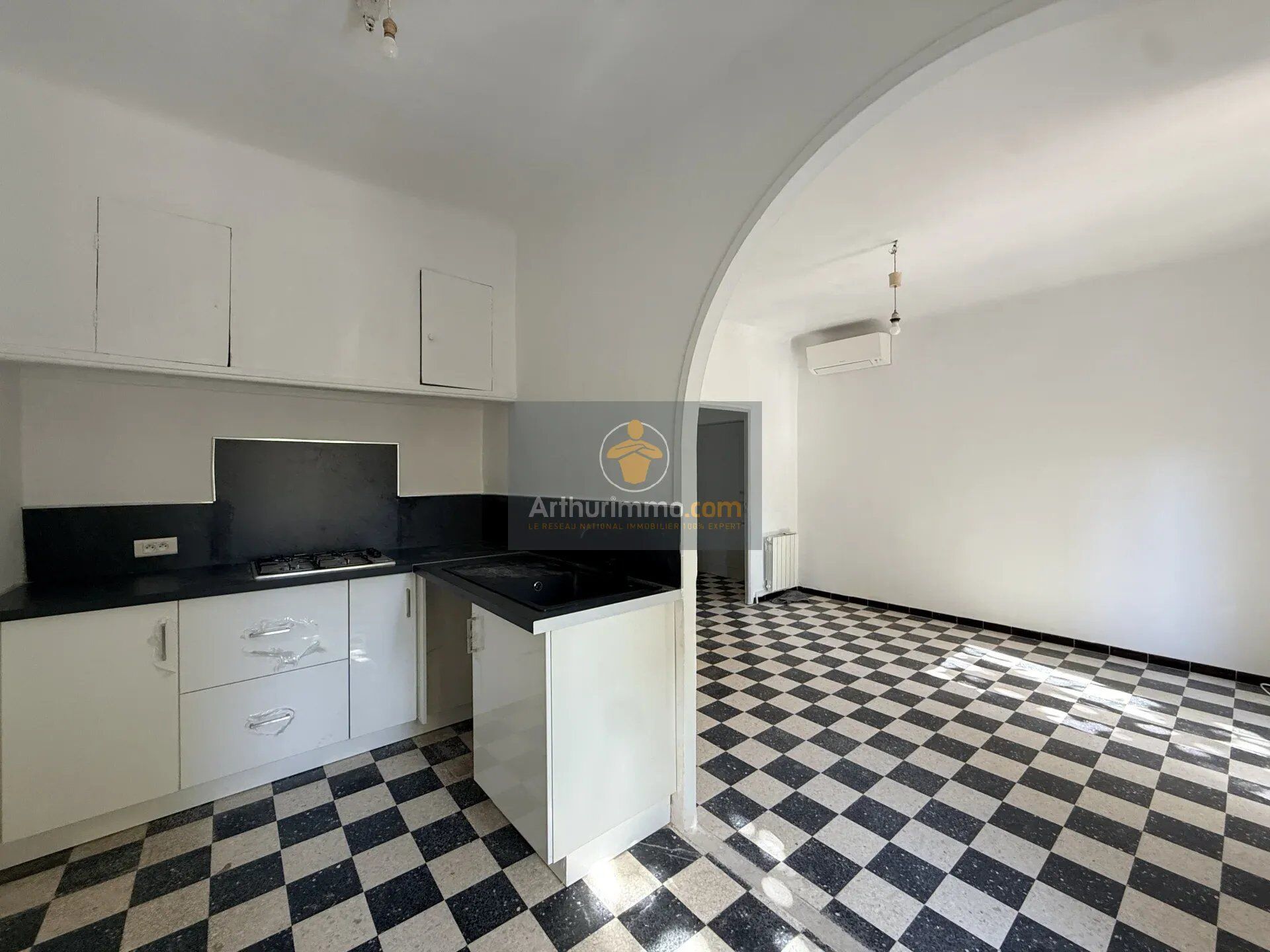 Appartement 3 pièces 58 m² · à Apt · 58 m² · 580 €/mois