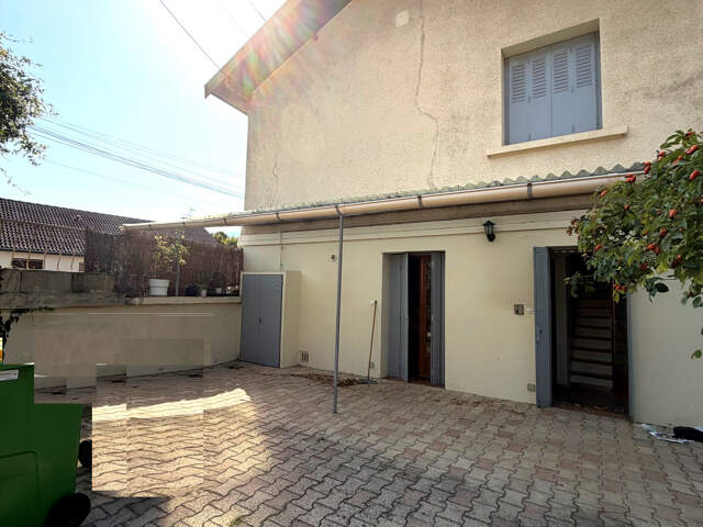 St MARTIN D'HERES, MAISON 4 P+C — photo du bien