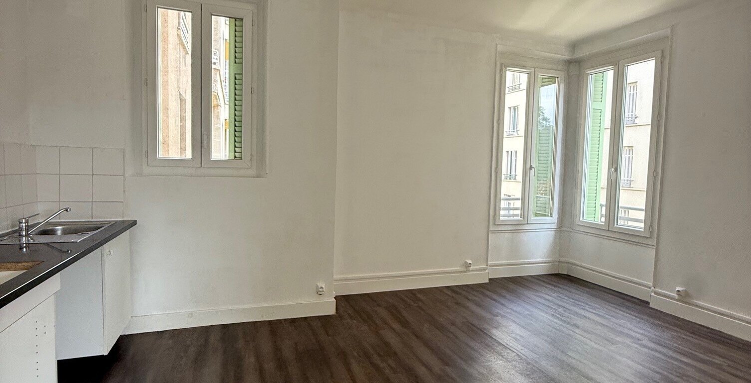 Location appartement 4 pièces 70 m² à Marseille 8 (13008) — photo 1