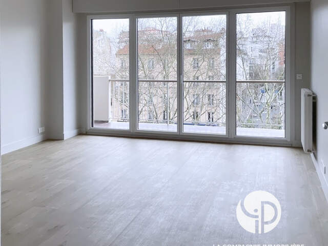 Location Vide - 3p - 67m2 - Parc de La vilette — photo du bien