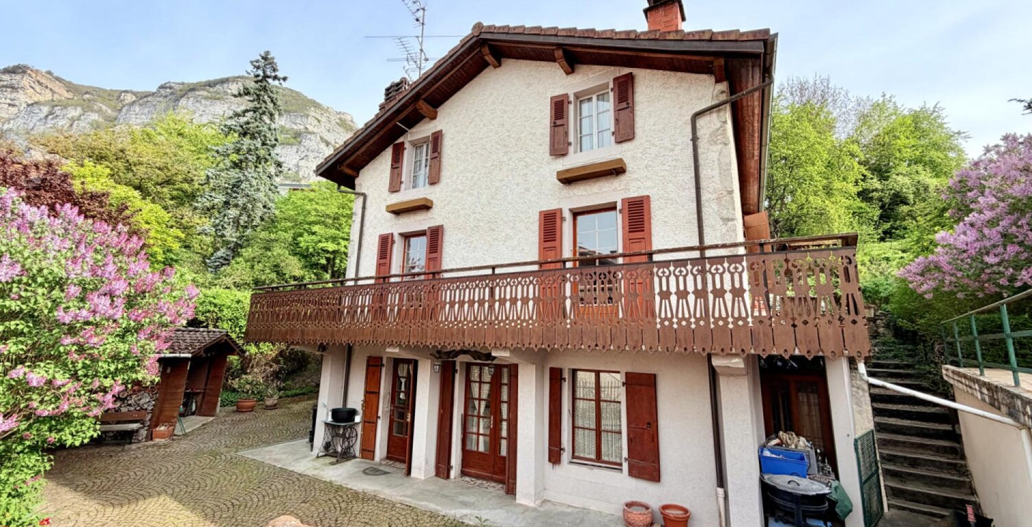 EXCLUSIVITE Collonges-sous-Salève Maison en pierre datant de 190 — photo 1