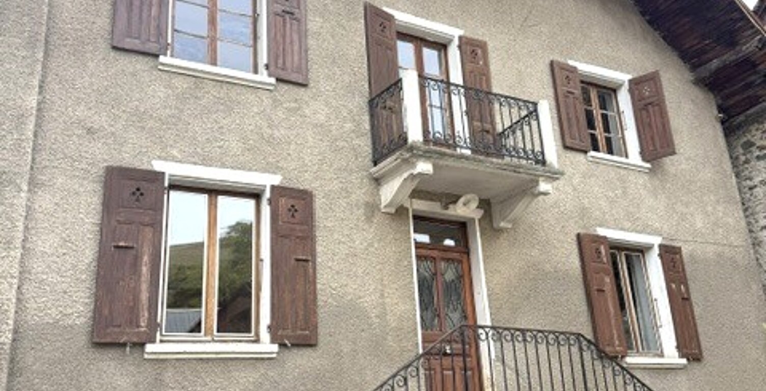 TENEMENT IMMOBILIER + BATIMENT ANNEXE — photo 1