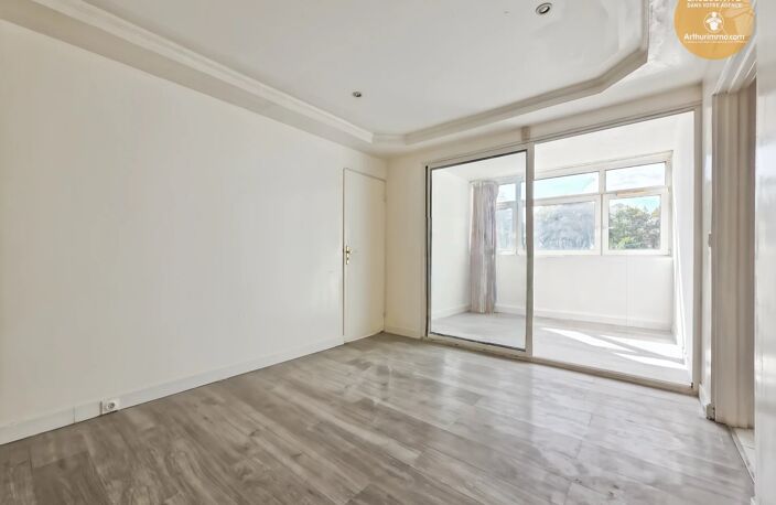 Vente appartement 5 pièces 75 m² Évry-Courcouronnes (91000) — photo 2
