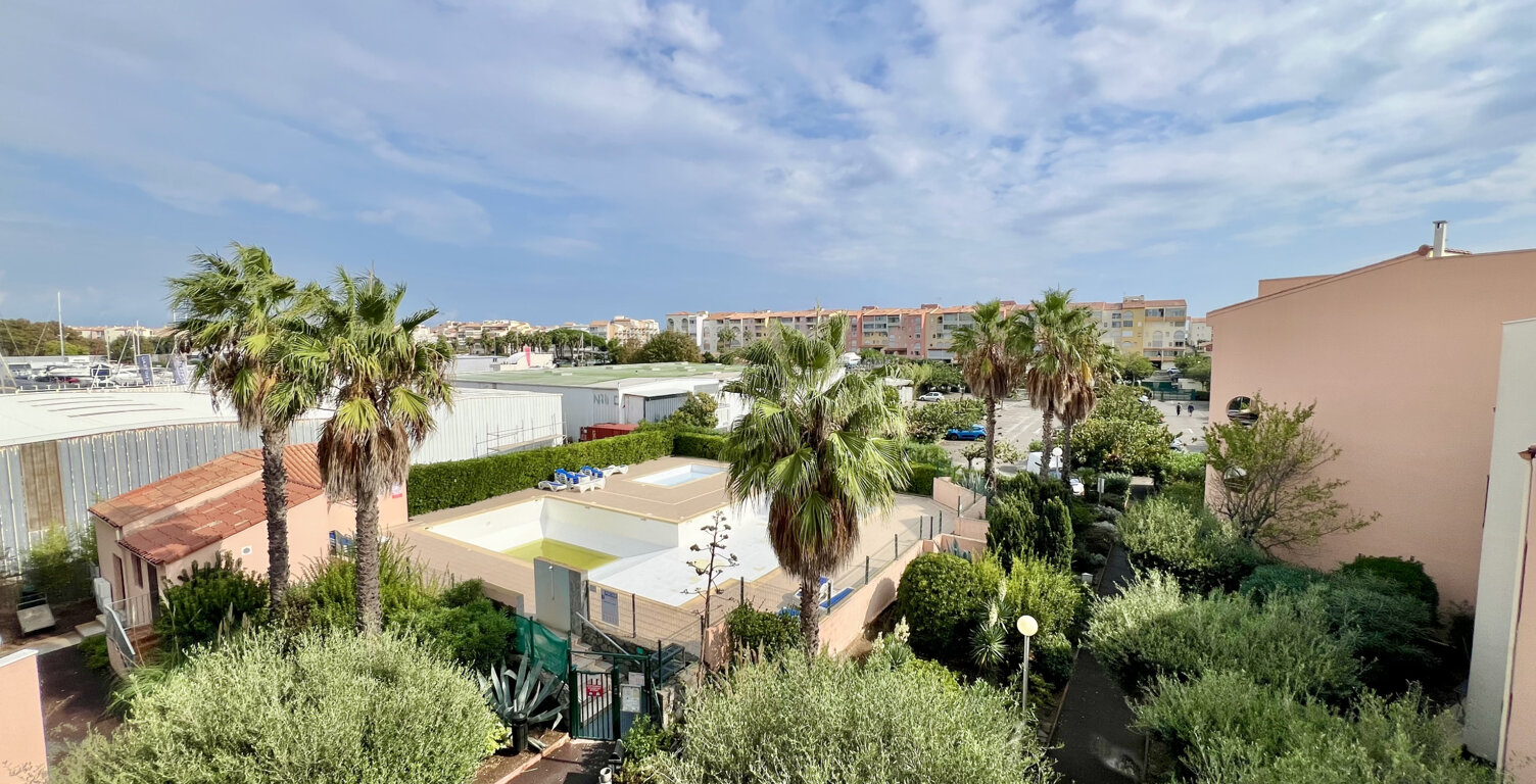 ACHAT CAP D'AGDE - QUARTIER VIEUX PORT - T2 AVEC CLIMATISATI — photo 1