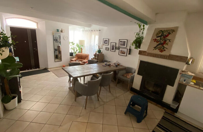 A vendre maison de village T3 rénovée avec combles aménageab — photo 3