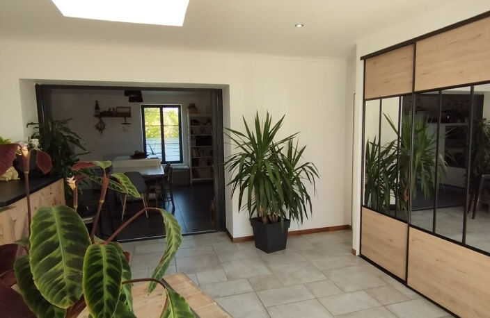 À LOUER   MAISON MEUBLÉE DE PLAIN-PIED   3 CHAMBRES — photo 3
