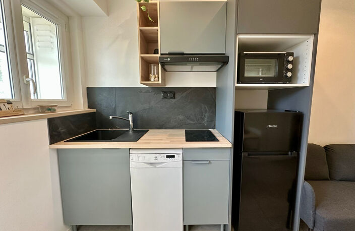 À louer   Studio 20 m2 avec balcon, loggia et parking à Sain — photo 2