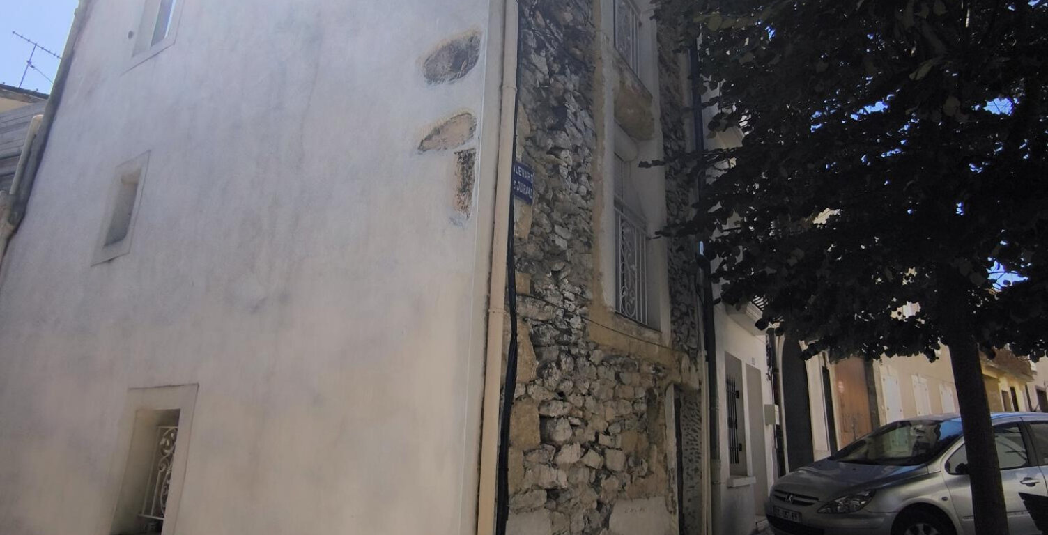 Maison de village à rénover — photo 1