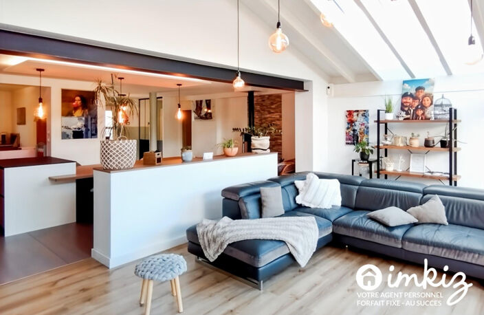 Maison familiale avec piscine et beaux volumes — photo 5