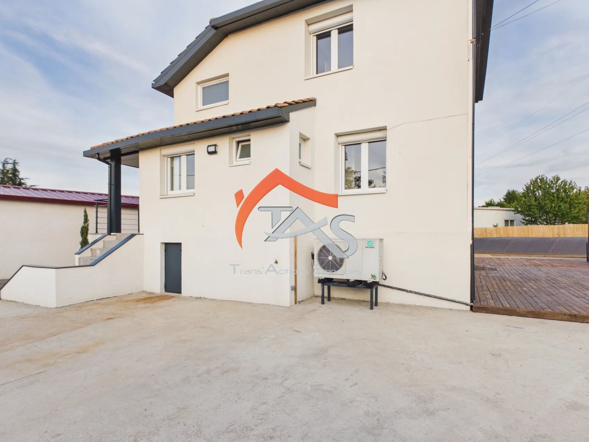Maison 6 pièces 131 m² · à Sorbiers · 131 m² · 379 000 €