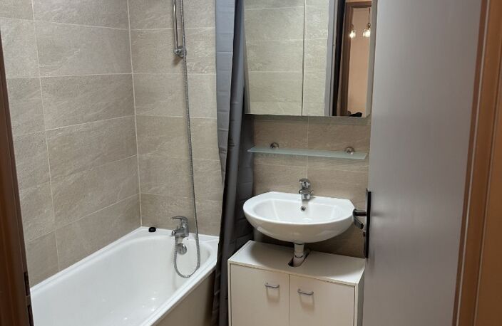 Location appartement 1 pièce 36 m² à Gex (01170) — photo 5