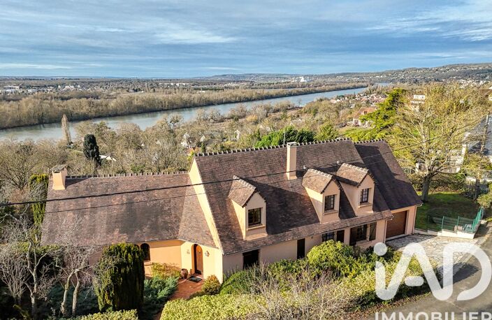 Vente Maison/villa 9 pièces — photo 2