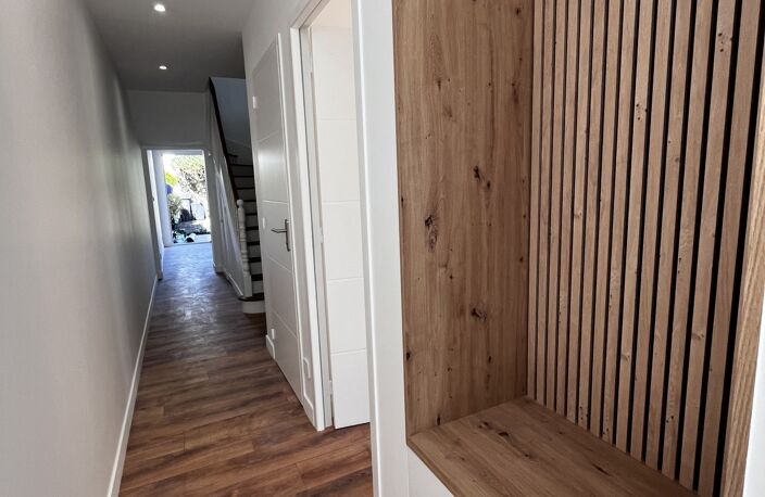 Vente Maison de ville 4 pièces — photo 2
