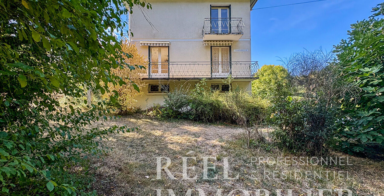 Maison des années 70 avec jardin arboré de 1 000 m² / Proche de l'IUT d'Auch — photo 1