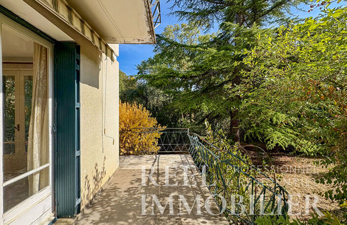 Maison des années 70 avec jardin arboré de 1 000 m² / Proche de l'IUT d'Auch — photo 4