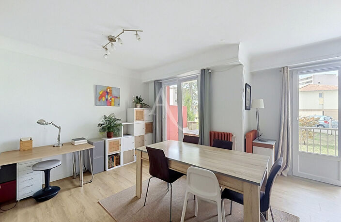 Pau Quartier Saint-Dominique / Appartement T3 lumineux avec cave et garage possible — photo 3