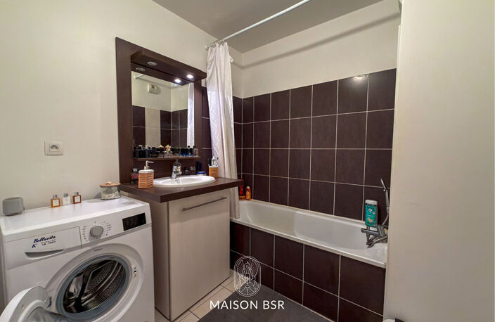 Appartement 2 chambres de 64 m2 avec balcon et parking - Résidence de 2015 — photo 5