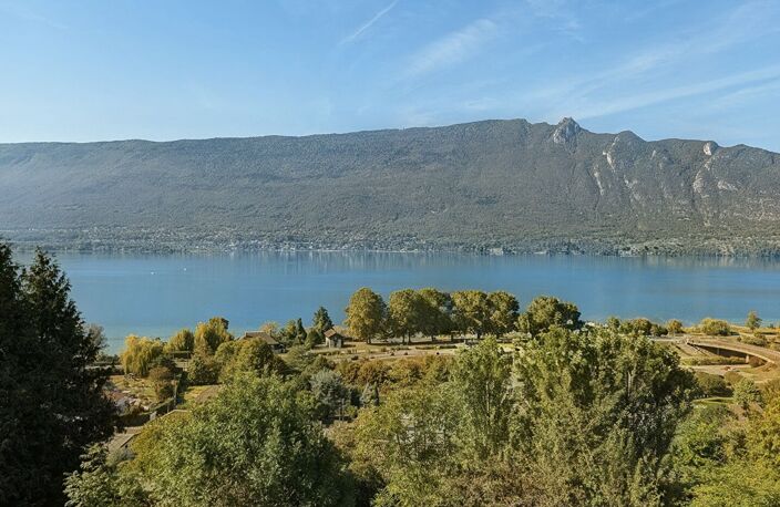 Maison à rénover avec vue imprenable sur le lac du Bourget — photo 2