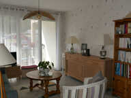 FAVERGES. APPARTEMENT 3 PIECES AVEC CAVE, GARAGE ET PLACE DE STATIONNEMENT — photo 3