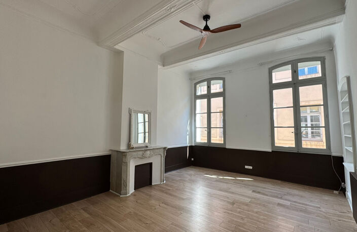 LE LEYDET   T4 - 97M² CLIMATISE  AIX CENTRE — photo 2