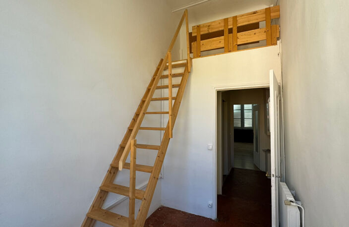 LE LEYDET   T4 - 97M² CLIMATISE  AIX CENTRE — photo 5