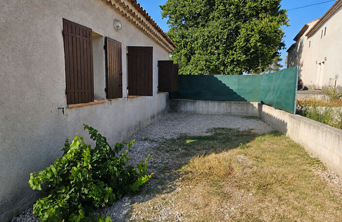 Appartement T3 - campagne jardinet et parking — photo 2