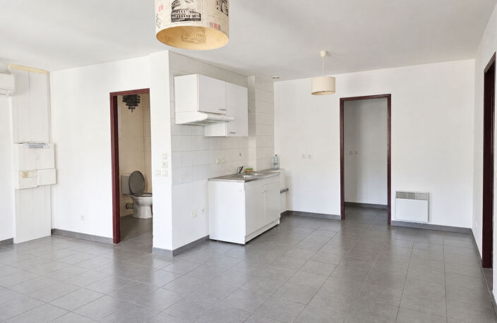 Appartement T3 - campagne jardinet et parking — photo 3
