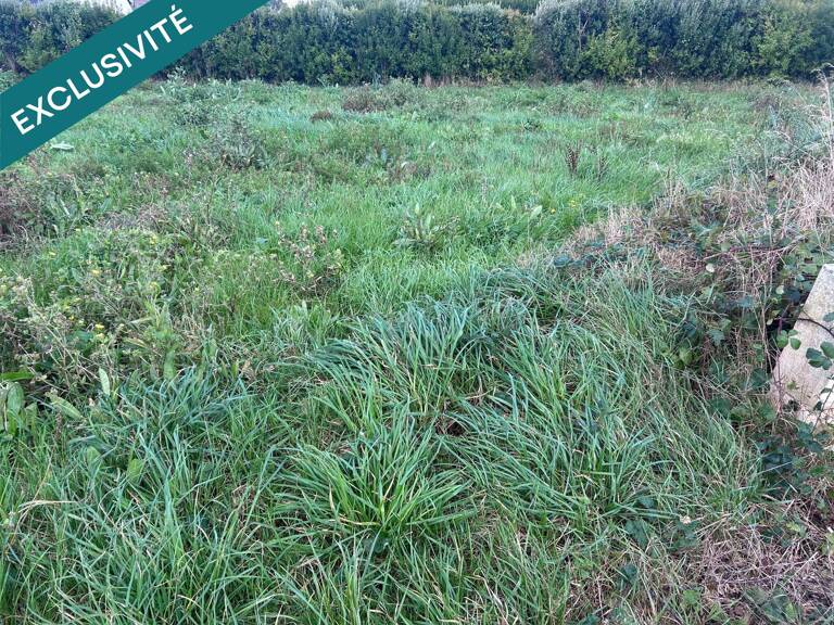 Terrain constructible viabilisé d'une superficie de 641 m2 libre de constructeur — photo 1